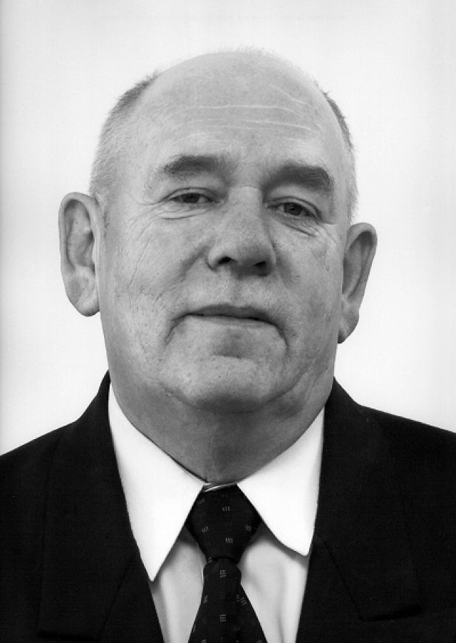 Wiesław Jaworski był pierwszym starostą świdnickim. Urzędował w latach 1998 - 1999. Był także radnym powiatu (1999 - 2002 r.)