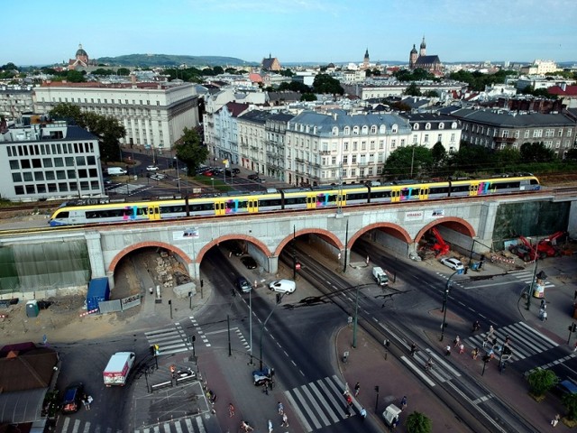 Pierwsze pociągi po nowym torze przejechały 2 lipca wieczorem