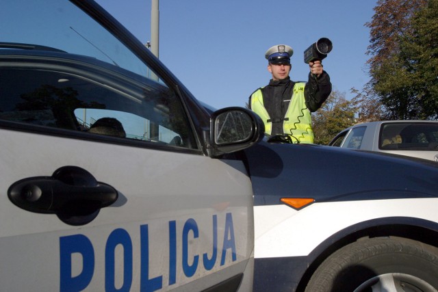 Policjanci w ramach akcji "Znicz" będą m.in. kontrolować prędkość kierowców