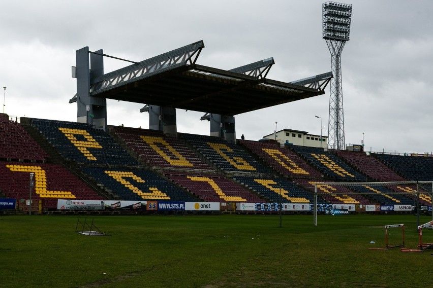 Co z meczami w akademią w czasie przebudowy stadionu? 