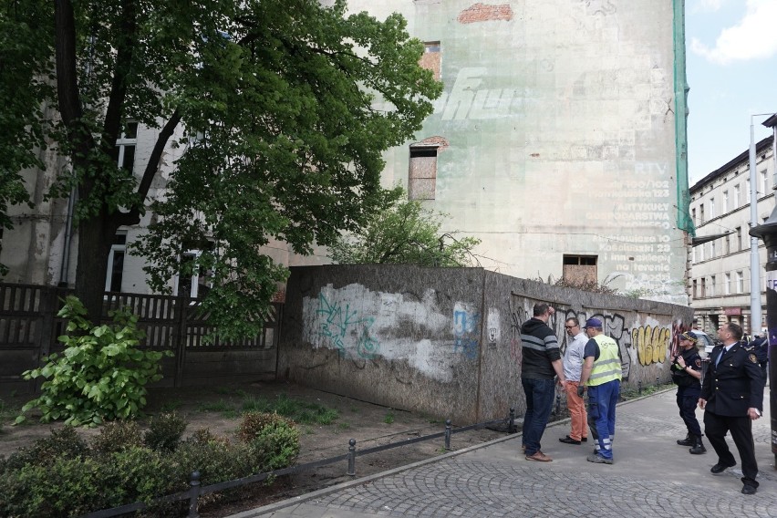 Minister interweniuje w sprawie kamienicy przy ul. Kilińskiego 49, gdzie doszło do katastrofy budowlanej ZDJĘCIA