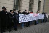 Cichy protest i "Liść demokracji" w Kaliszu [FOTO]