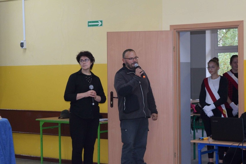 Gra Miejska w Szkole Podstawowej w Sierakowie (5.10.2019).