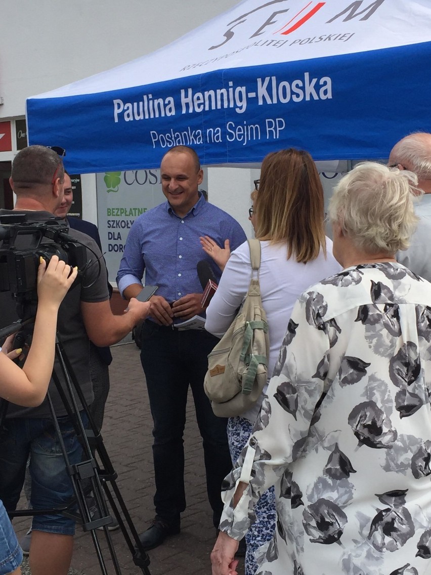 Posłanka Paulina Hennig-Kloska ruszyła w trasę po okręgu.