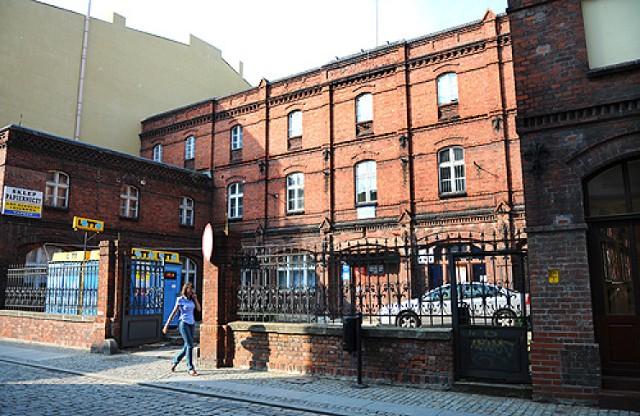 Budynek dawnej fabryki pierników znajdujący się przy ul. Strumykowej zostanie zaadaptowany na potrzeby ekspozycji Świat Toruńskiego Piernika. Fot. pochodzi ze strony miejskiej.