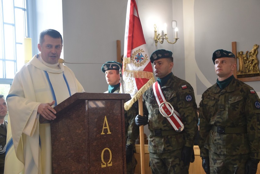 Odpust w kościele garnizonowym w rocznicę victorii pod...