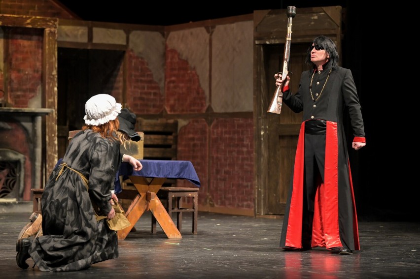 Bajkę "Karczma diabła" wystawiono w teatrze w Grudziądzu