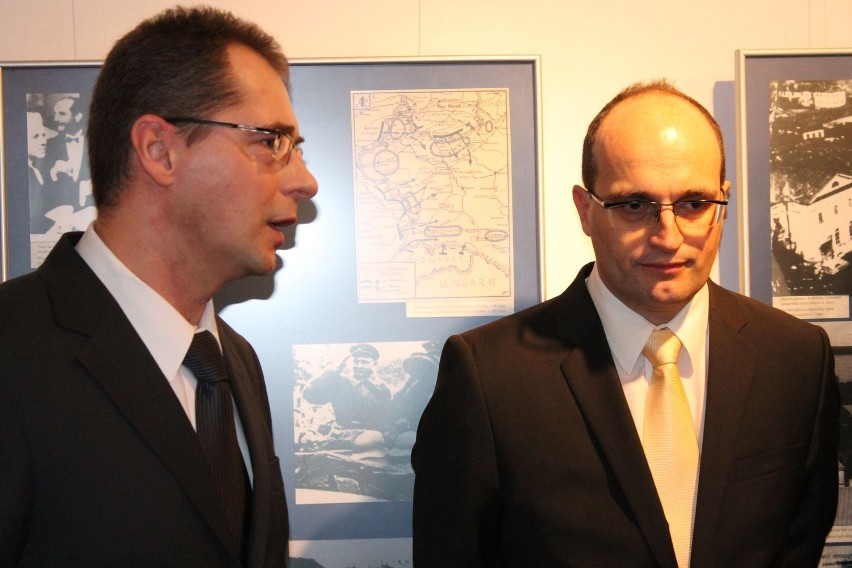 Ambasador Czech otworzył niezwykłą wystawę w kutnowskim muzeum [ZDJĘCIA]