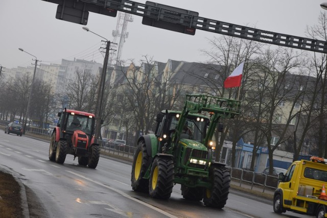 Rolniczy protest wcześniej już zawitał do Sieradza. W środę wróci w dużo szerszej skali