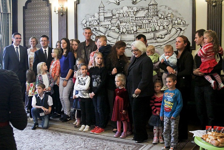 Olsztyńskie Karty Dużej Rodziny wręczone! [Zdjęcia]