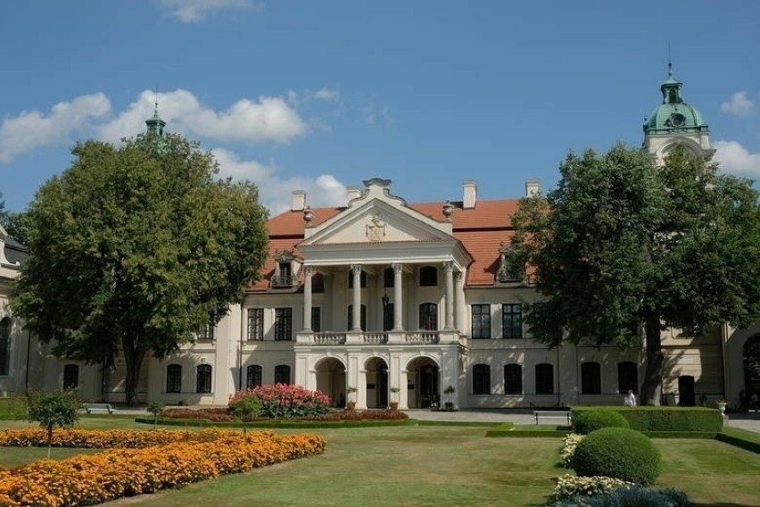 Muzeum Zamoyskich w Kozłówce to jedno z najpiękniejszych...