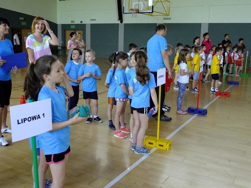 Olimpiada Sportowa w gminie Lipowa. Młodzi uczniowie na start [ZDJĘCIA]