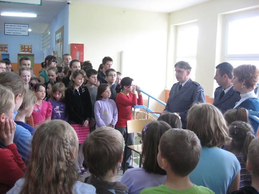 Głogów: Szkoła w Serbach bez przemocy