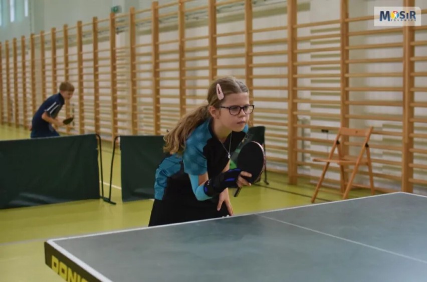 Turniej tenisa stołowego dziewcząt szkół podstawowych z...