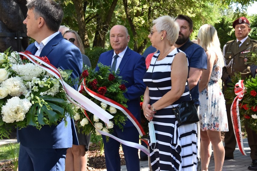 Oleśniczanie upamiętnili rocznicę Powstania Warszawskiego [ZDJĘCIA, FILM]