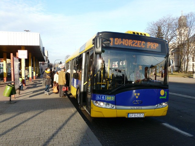 Autobusy Miejskiego Zakładu Komunikacyjnego, mimo nowego porozumienia między miastem a MZK, mają kursować, tak jak dotychczas.