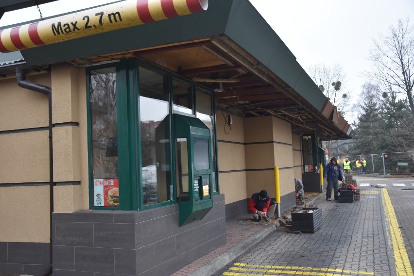 Dwie linie Drive w McDonald's w Rybniku po rozbudowie restauracji