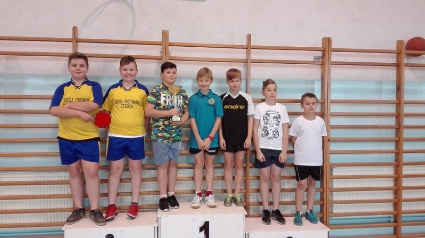 Powiatowe Mistrzostwa Szkół w drużynowym tenisie stołowym