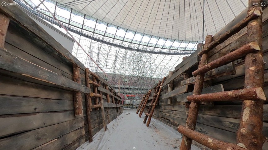 Inscenizacja Bitwy Warszawskiej 1920. Stadion Narodowy zamieniony w twierdzę. Okopy i zasieki zamiast boiska 