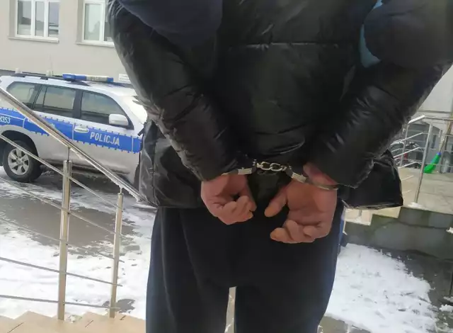 Policjanci z Komendy w Bielsku Podlaskim zatrzymali pięć osób poszukiwanych