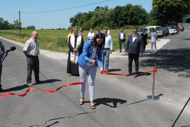 Zakończyły się prace na powiatowym odcinku Szychowo – Chełmonie