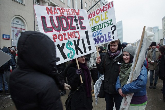 Jako, że tylko w Gdyni udało się dopiąć wszystkie formalności, ...