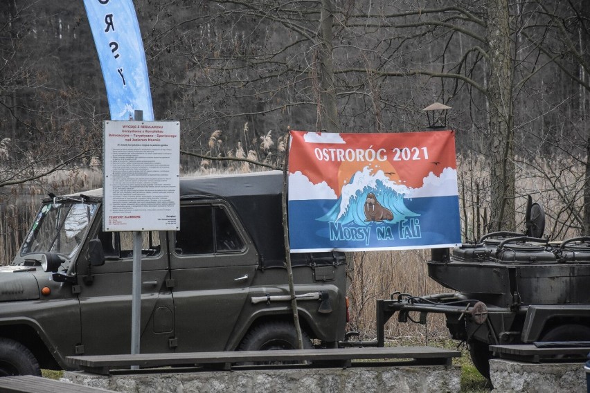 Ostroróg. "Morsy na Fali" zakończyły sezon zimowych kąpieli nad Morminem. Było ognisko, wojskowa grochówka i dużo dobrej zabawy!