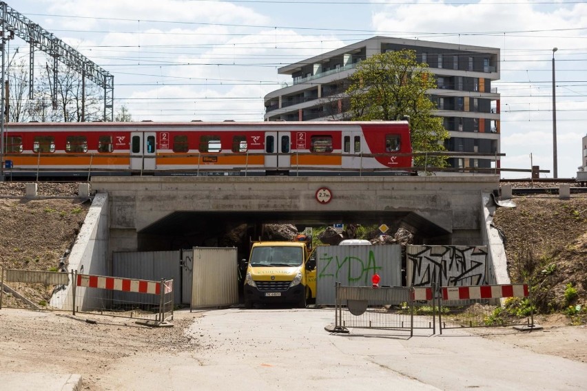 Kraków. Remont ul. Łokietka - prace wkraczają w kolejny etap. Utrudnienia 