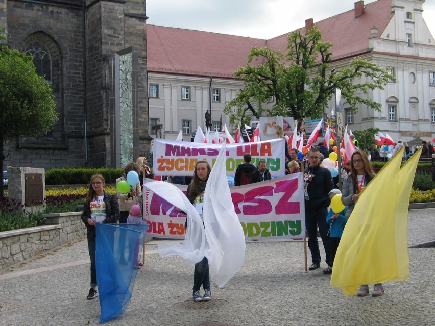 Marsz dla życia i rodziny w Świdnicy. „Każde życie jest bezcenne”