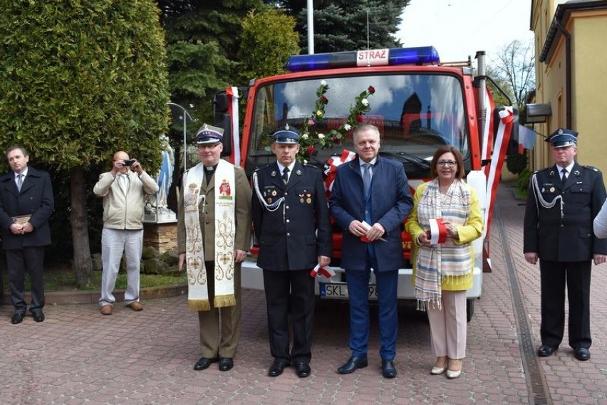 Poświęcenie nowego wozu strażackiego OSP Kłobuck