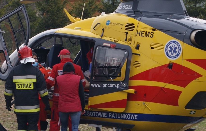 Groźny wypadek w Złotej na DK nr 72