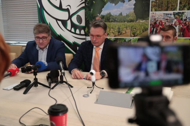 21 lutego o godzinie 11:00 w urzędzie miasta  odbyła się konferencja prasowa dot. podpisania umowy z władzami klubu Stelmet Enea BC Zielona Góra.