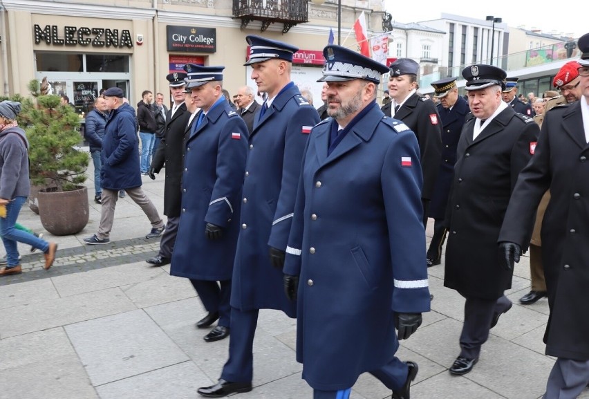 Radomscy policjanci uczcili rocznicę odzyskania przez Polskę...
