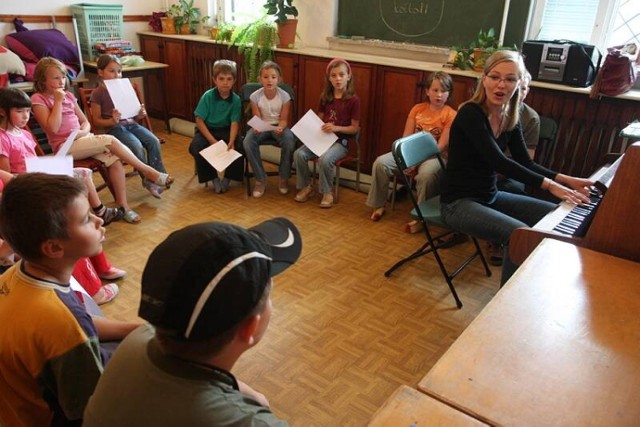 Ostatnio coraz więcej słyszy się o likwidacji mniejszych ...