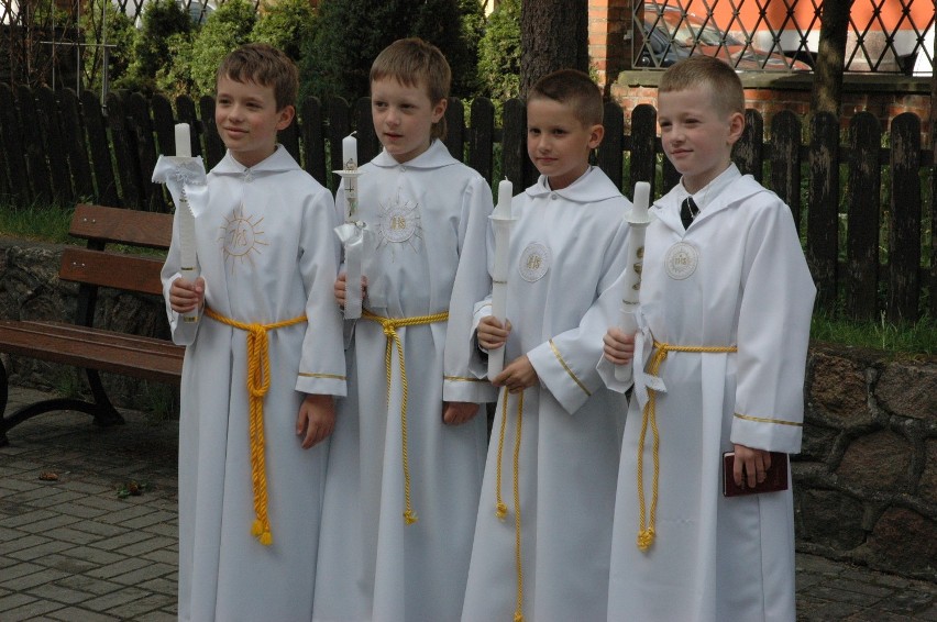 Pierwsza Komunika Św. w parafii św. Anny w Wejherowie - 13 maja 2012