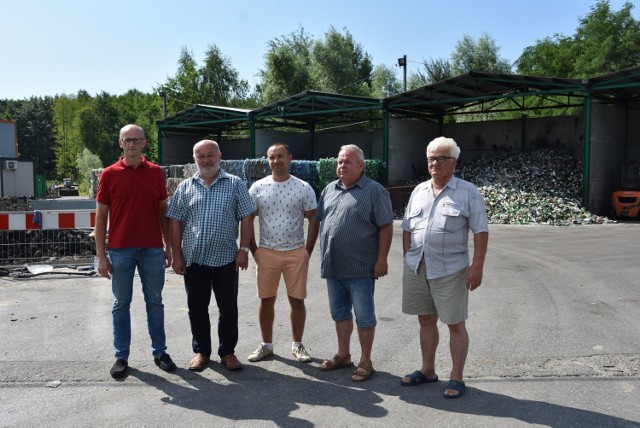 Mieszkańcy dzielnicy Krzyż fetor odczuwają  przez cały rok, jednak nasila się on w szczeg&oacute;lności w miesiącach letnich, gdzie wysokie temperatury dodatkowo go potęgują. Najbardziej daje się we znaki w godzinach wieczornych