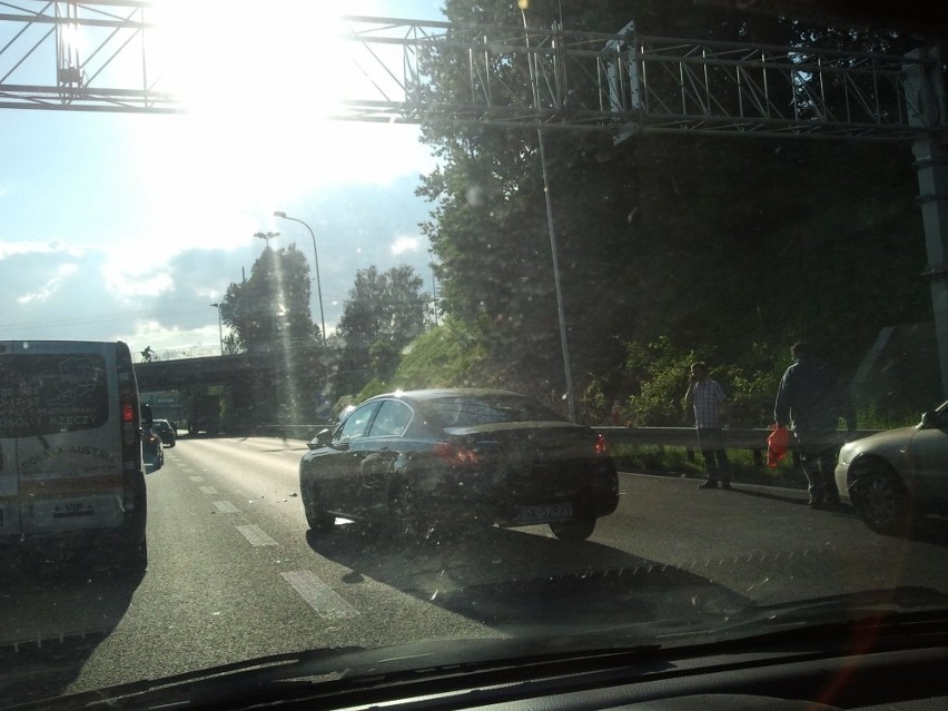 Wypadek na autostradzie A4 w Katowicach na wysokości zjazdu w Mikołowską [ZDJĘCIA]