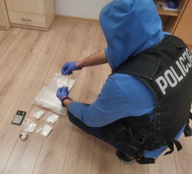 Miał 1400 gramów narkotyków, ale wpadł w ręce policji