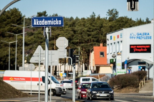 Torowisko zablokowane jest na skrzyżowaniu Akademickiej z Rejewskiego (zdjęcie poglądowe).