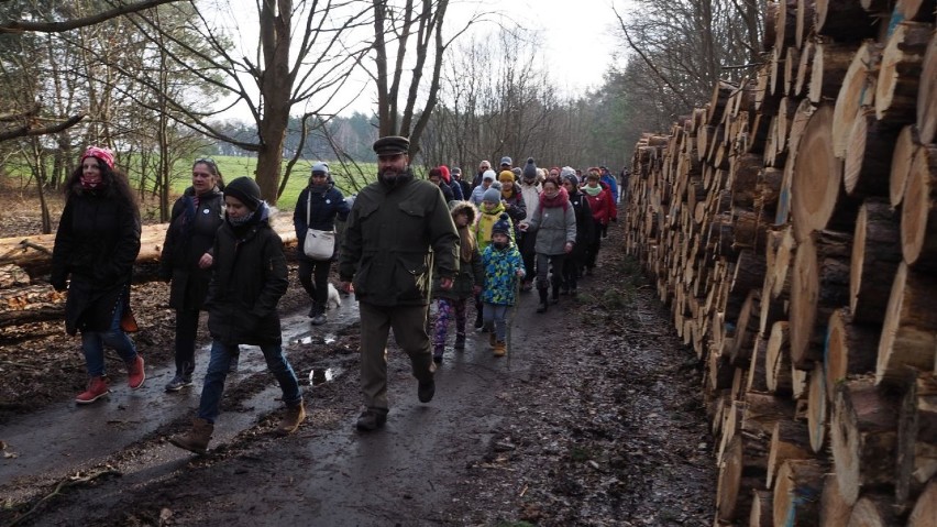 Walentynkowy rajd "Zakochaj się w/na Górze Kamieńskiej" [ZDJĘCIA]