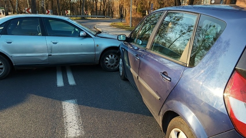 Wypadek na ul. Nad Śluzami w Słupsku.