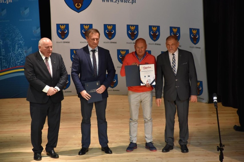 W Żywcu podczas wielkiej gali sportu wręczono nagrody i wyróżnienia Burmistrza Miasta Żywca oraz Starosty Żywieckiego.
