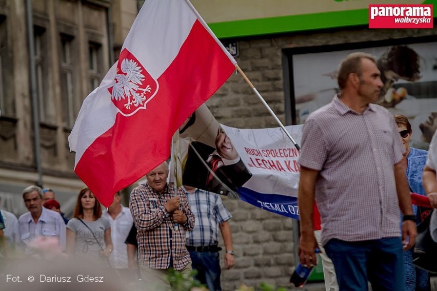 Wałbrzych: Wiec poparcia w obronie reformy sądownictwa [ZDJĘCIA i FILM]