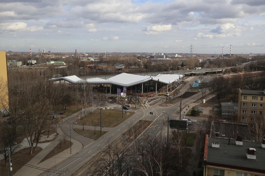 Centrum Przesiadkowe "Zawodzie" powstało przy ulicy 1 Maja w...