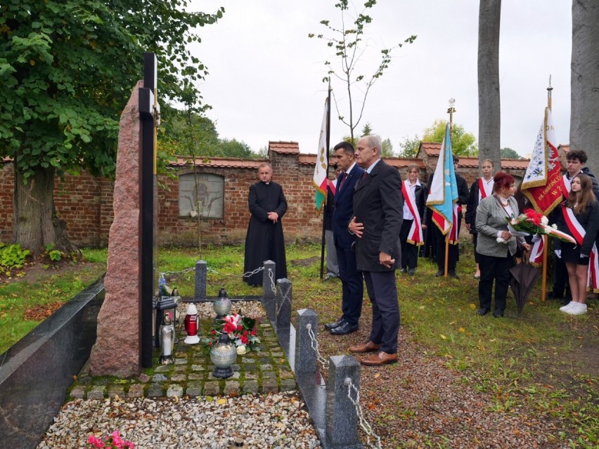 W Żukowie też oddano hołd walczącym w obronie ojczyzny i ofiarom II wojny światowej