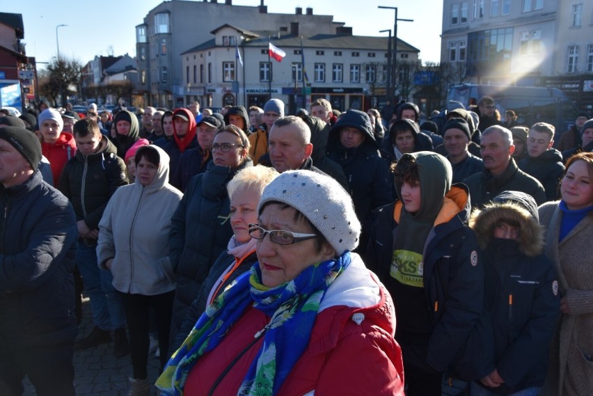 Kartuzy. Manifestacja poparcia dla Ukrainy na kartuskim Rynku 