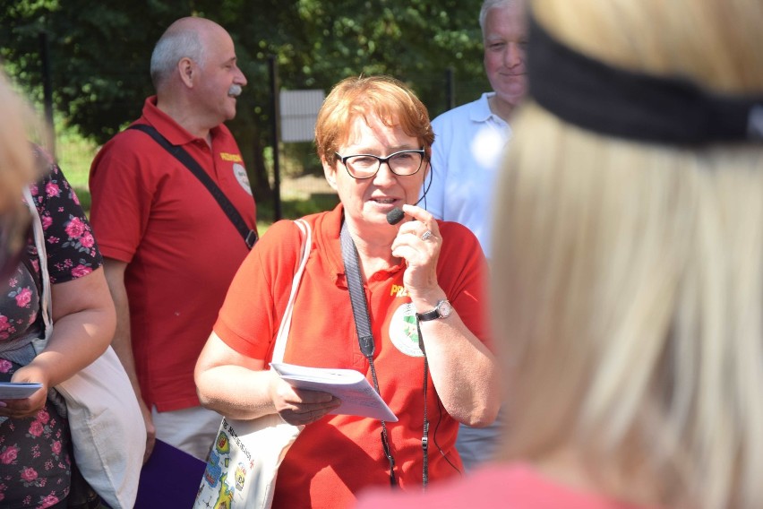 Malbork. Trzeci spacer z przewodnikiem PTTK po mieście [ZDJĘCIA]. Wielu chętnych, by zobaczyć Czwartaki