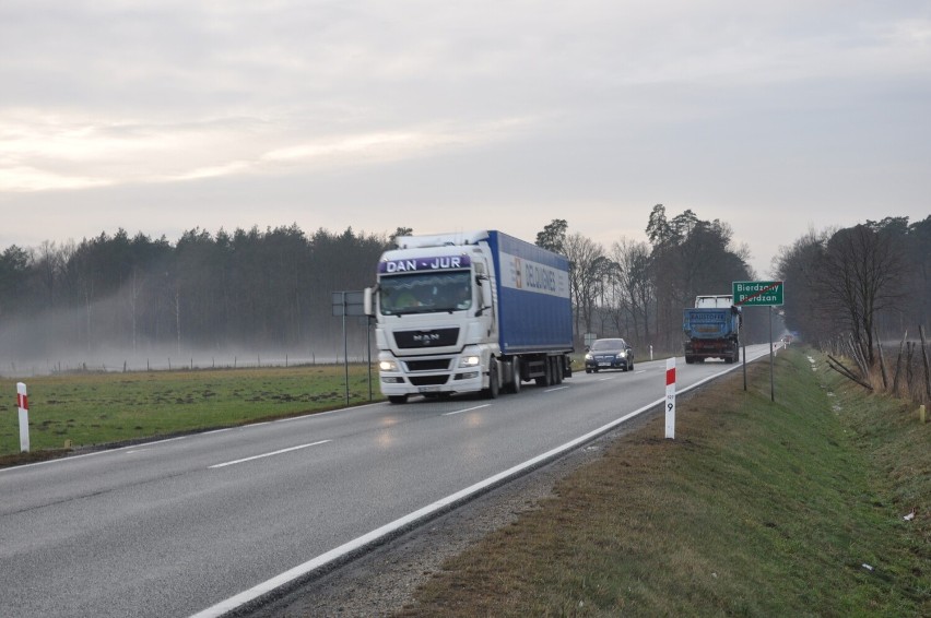 Droga krajowa nr 45 jest drogą tranzytową.