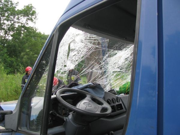 Wypadek Siołkowa: zderzenie dwóch samochodów, 5 osób rannych [ZDJĘCIA]