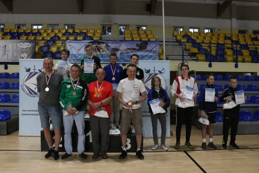 RMKS Rybnik: Dwa złote i srebrny medal na Mistrzostwach Polski U14 w szermierce